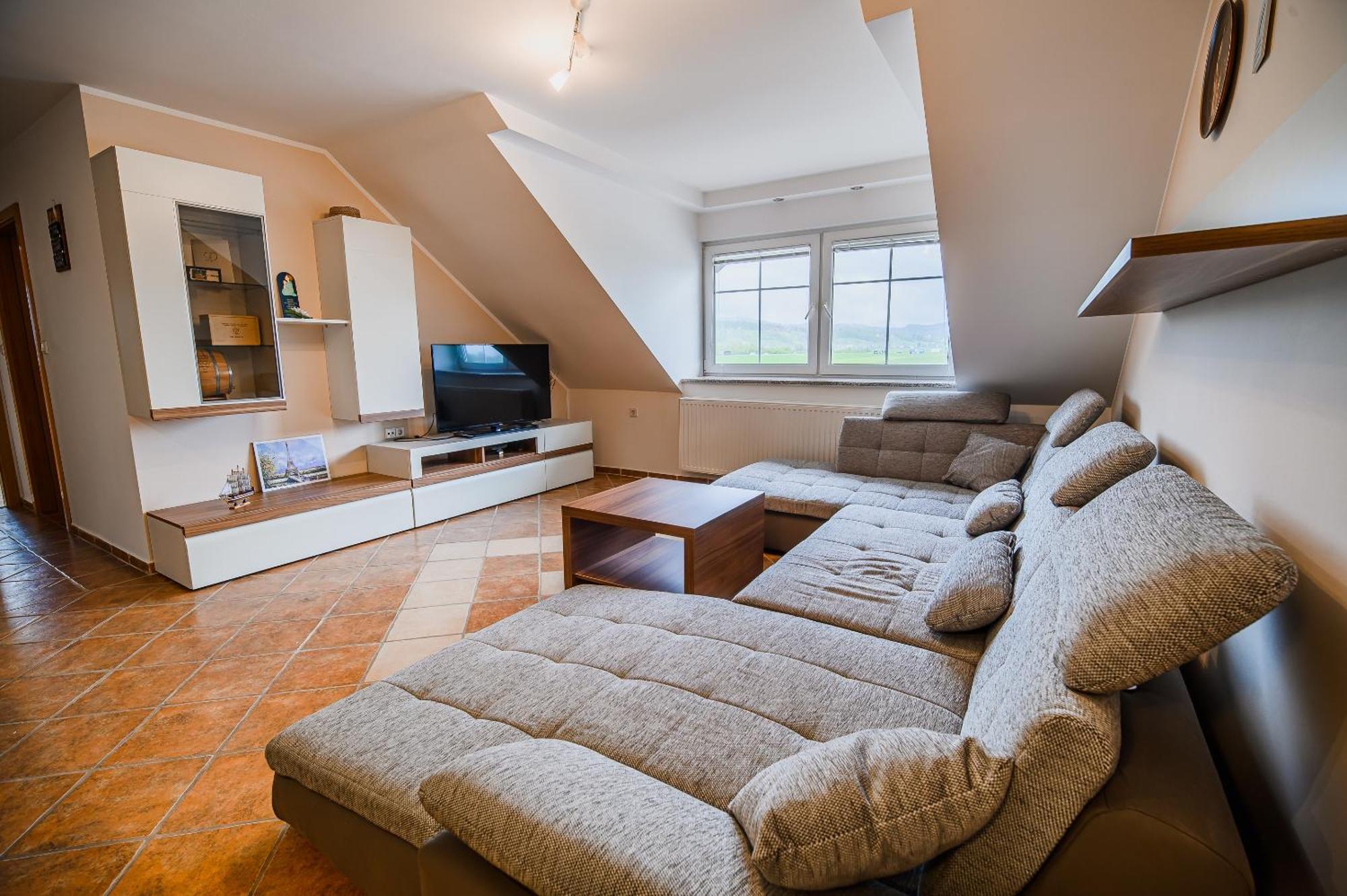 Apartment Rimljancek Leskovec pri Krskem الغرفة الصورة
