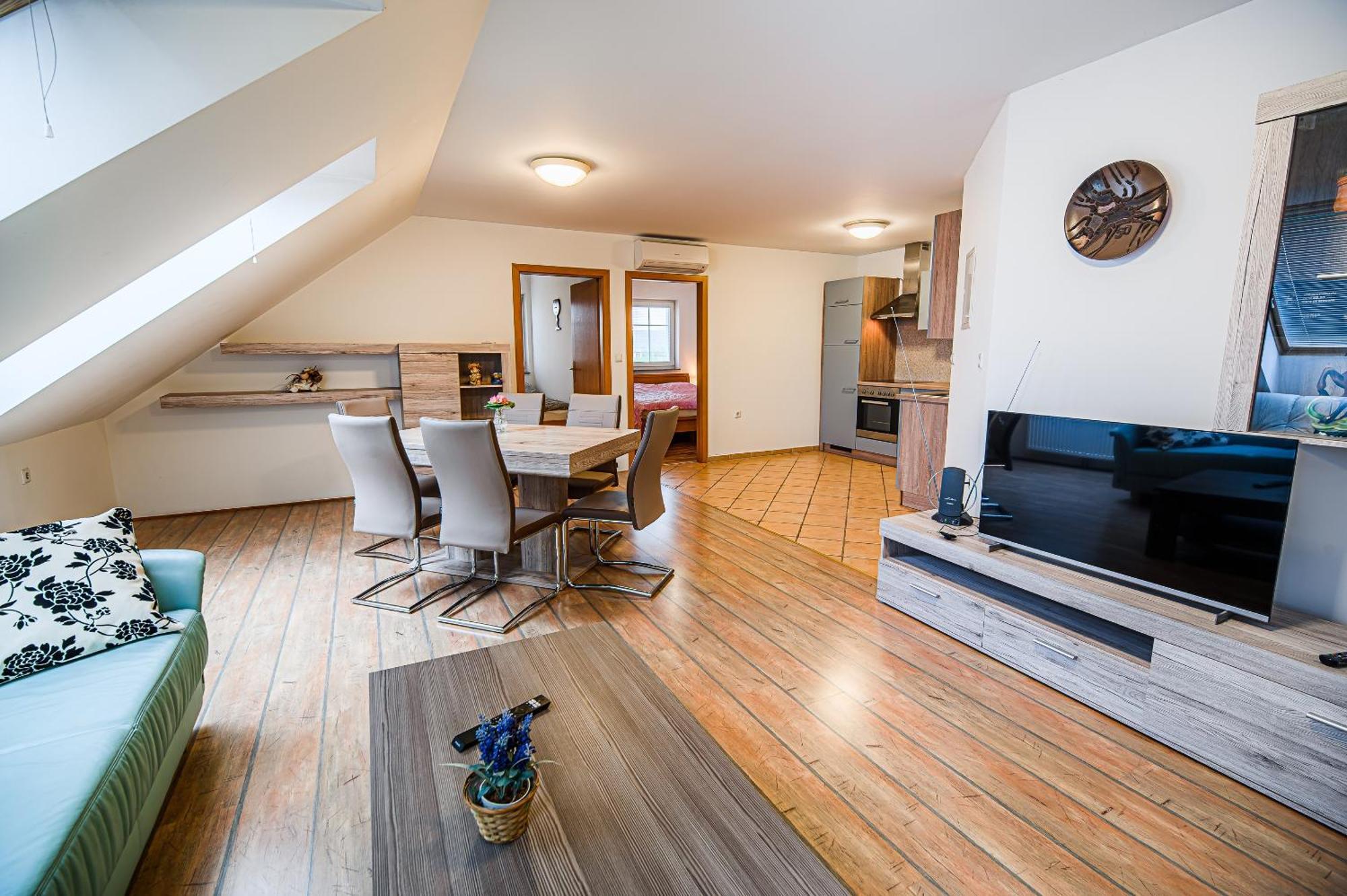 Apartment Rimljancek Leskovec pri Krskem الغرفة الصورة